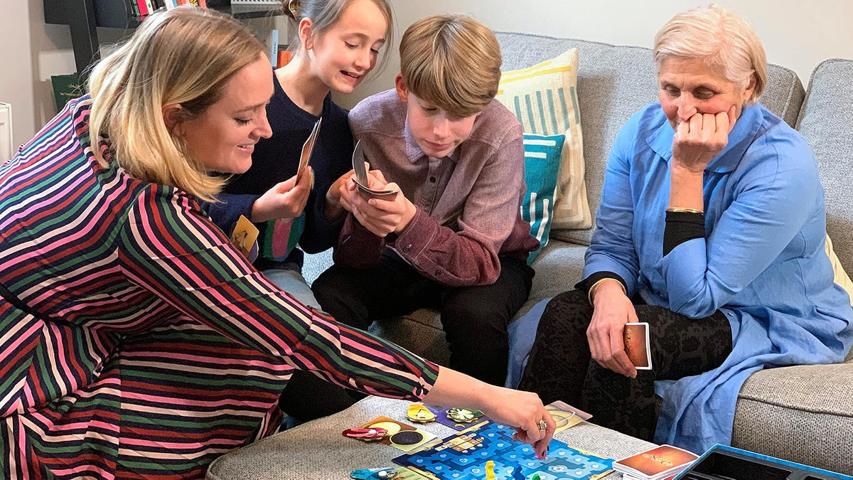 Dixit Board Game - Award-Winning Family Storytelling Game